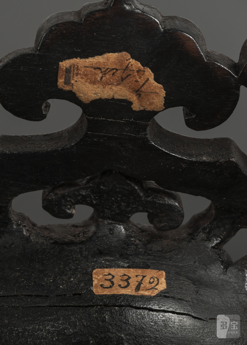 A fine powder blue glazed porcelain incense burner 'fang ding' with bagua trigrams, wooden stand and cover with jade knob - 图5